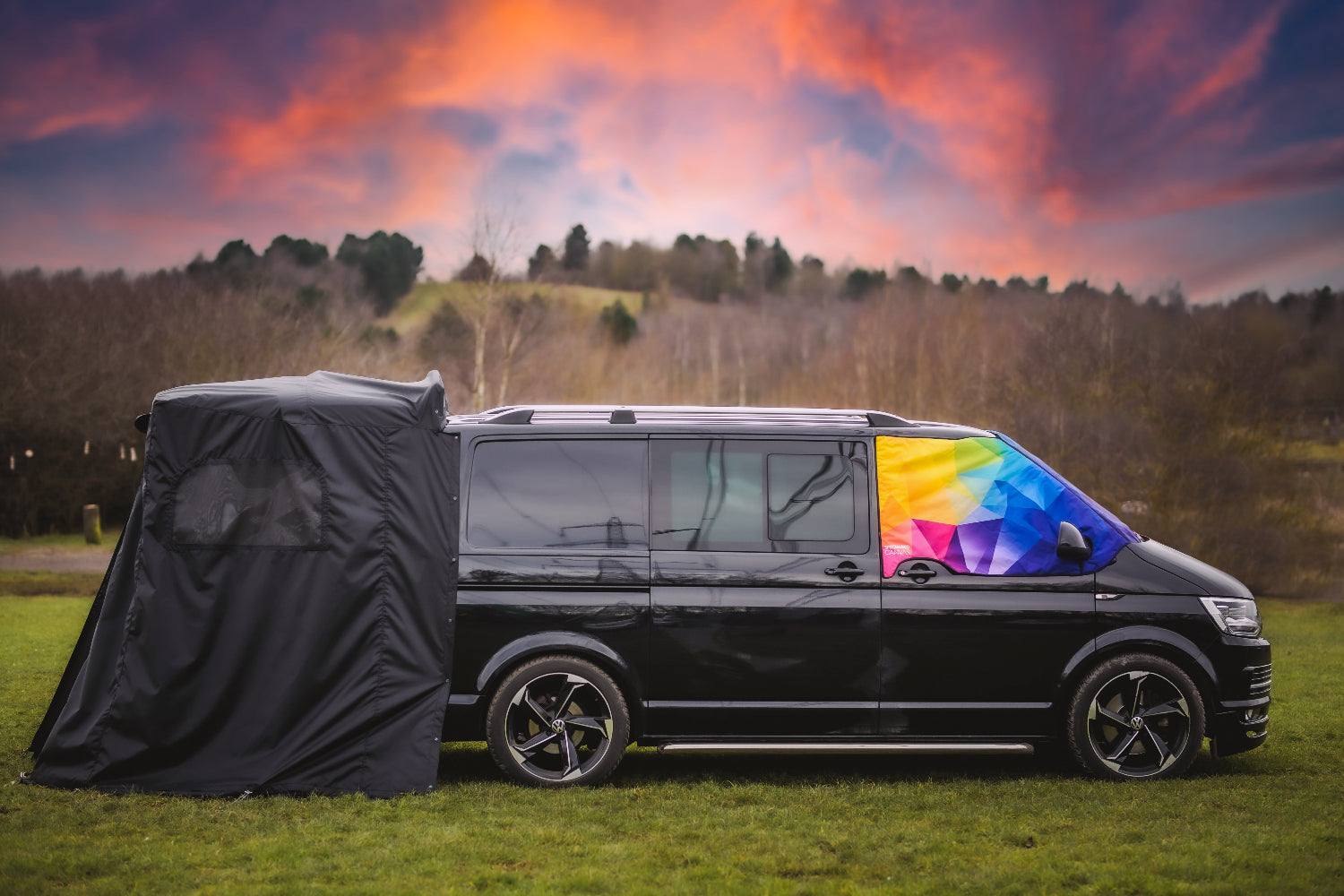 Geometric Windscreen Cover on VW T6